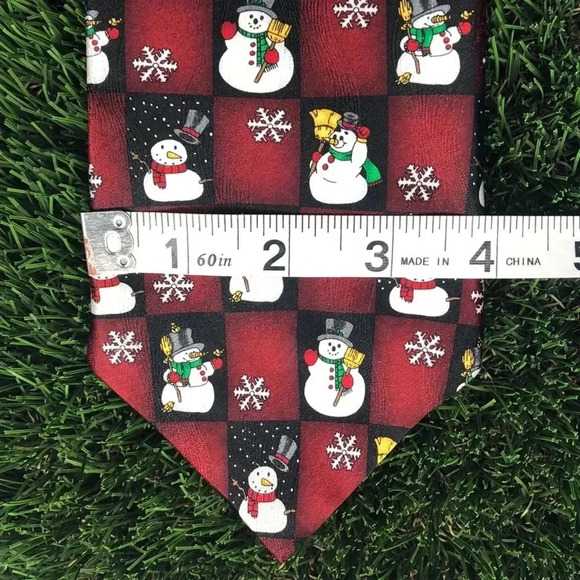 HALLMARK Licensing Snowman Christmas Neck Tie - Picture 4 of 7
